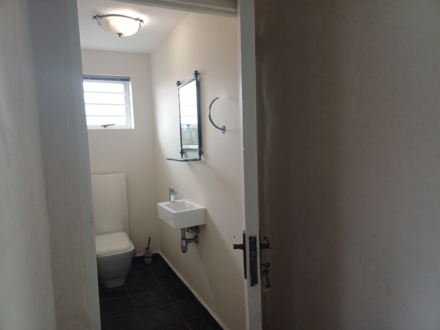3 Bedroom Property for Sale in Reebok Western Cape
